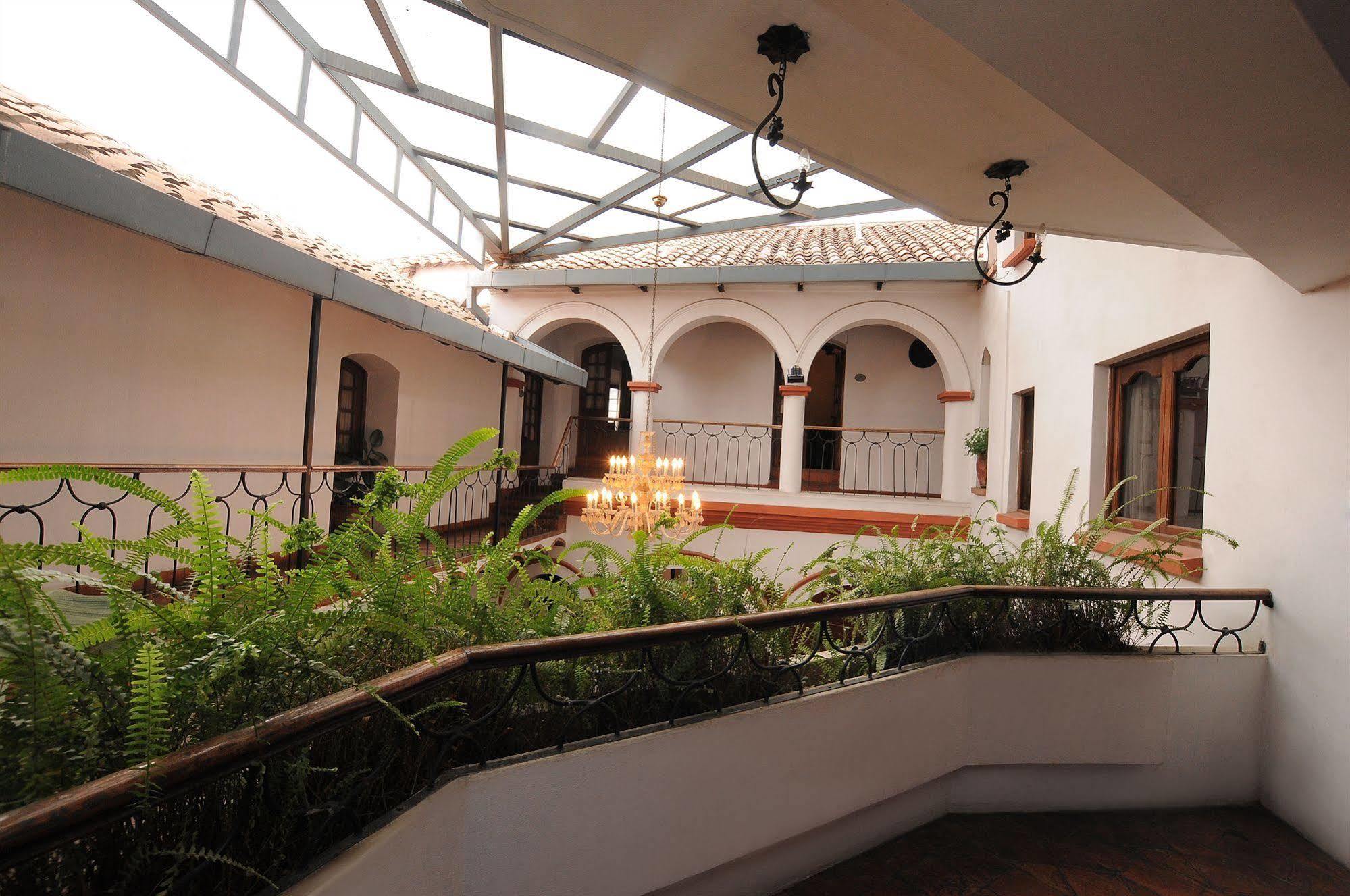 Hostal Recoleta Sur Сукре Экстерьер фото